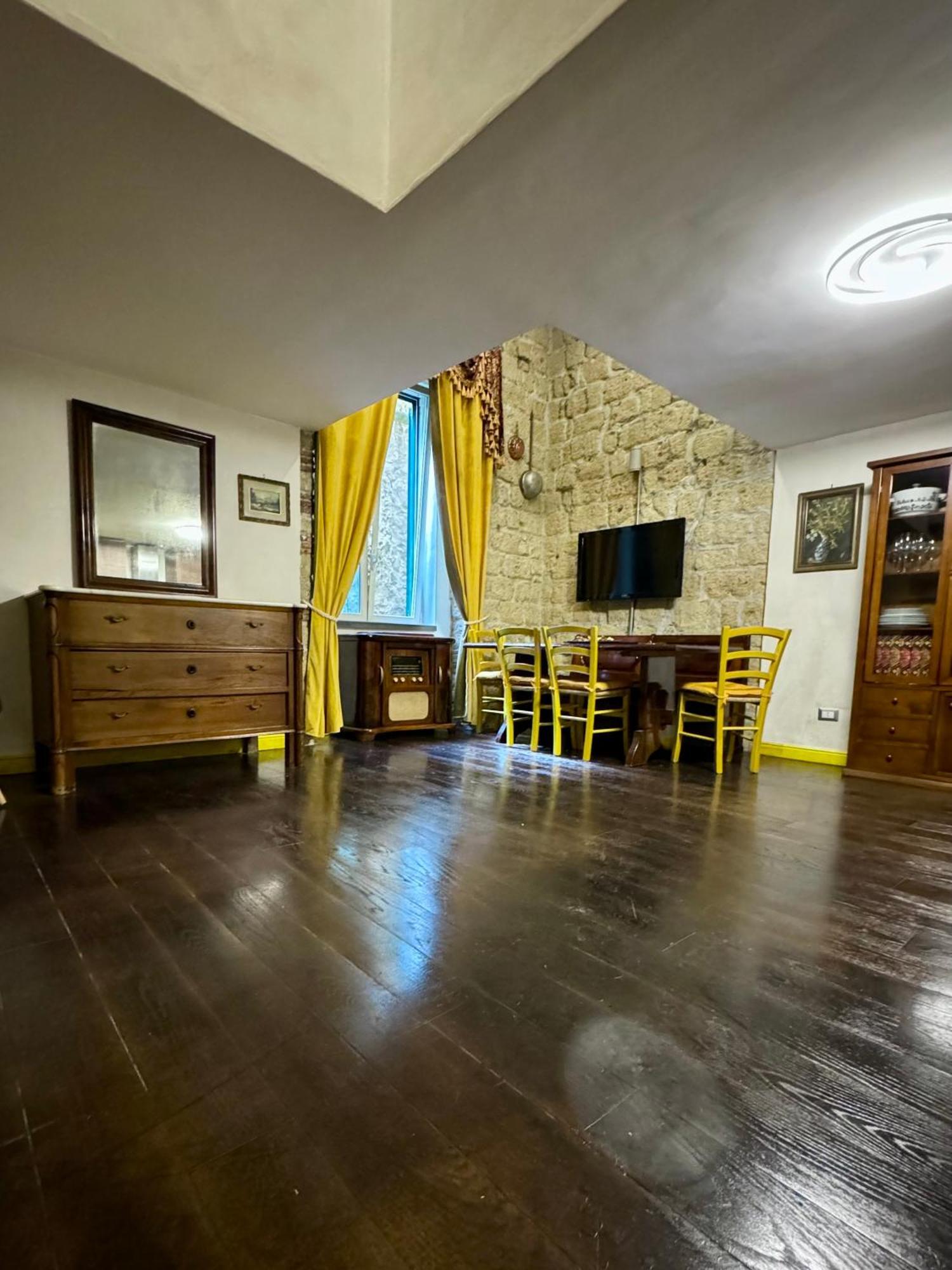 Apartamento Carlito'S House- Un'Intera Casa Al Centro Storico Nápoles Exterior foto